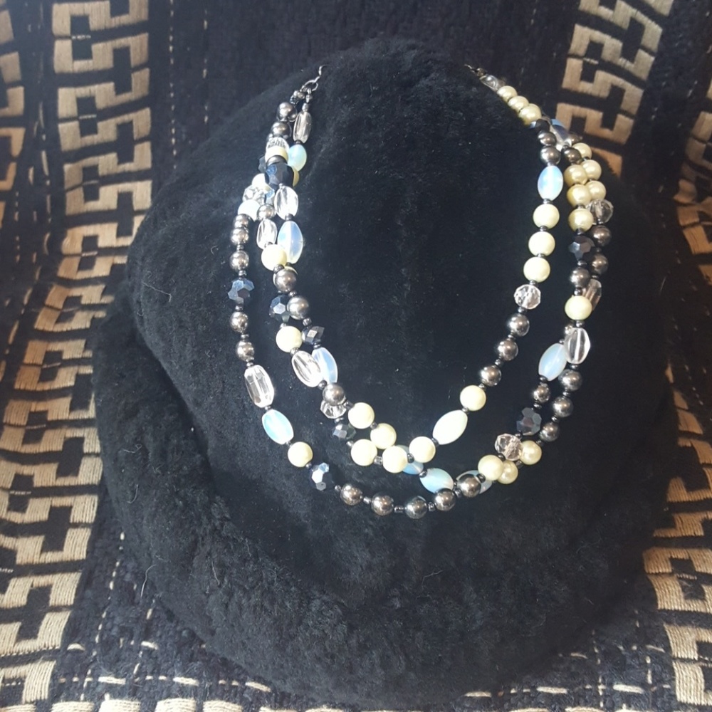 Beaded necklace